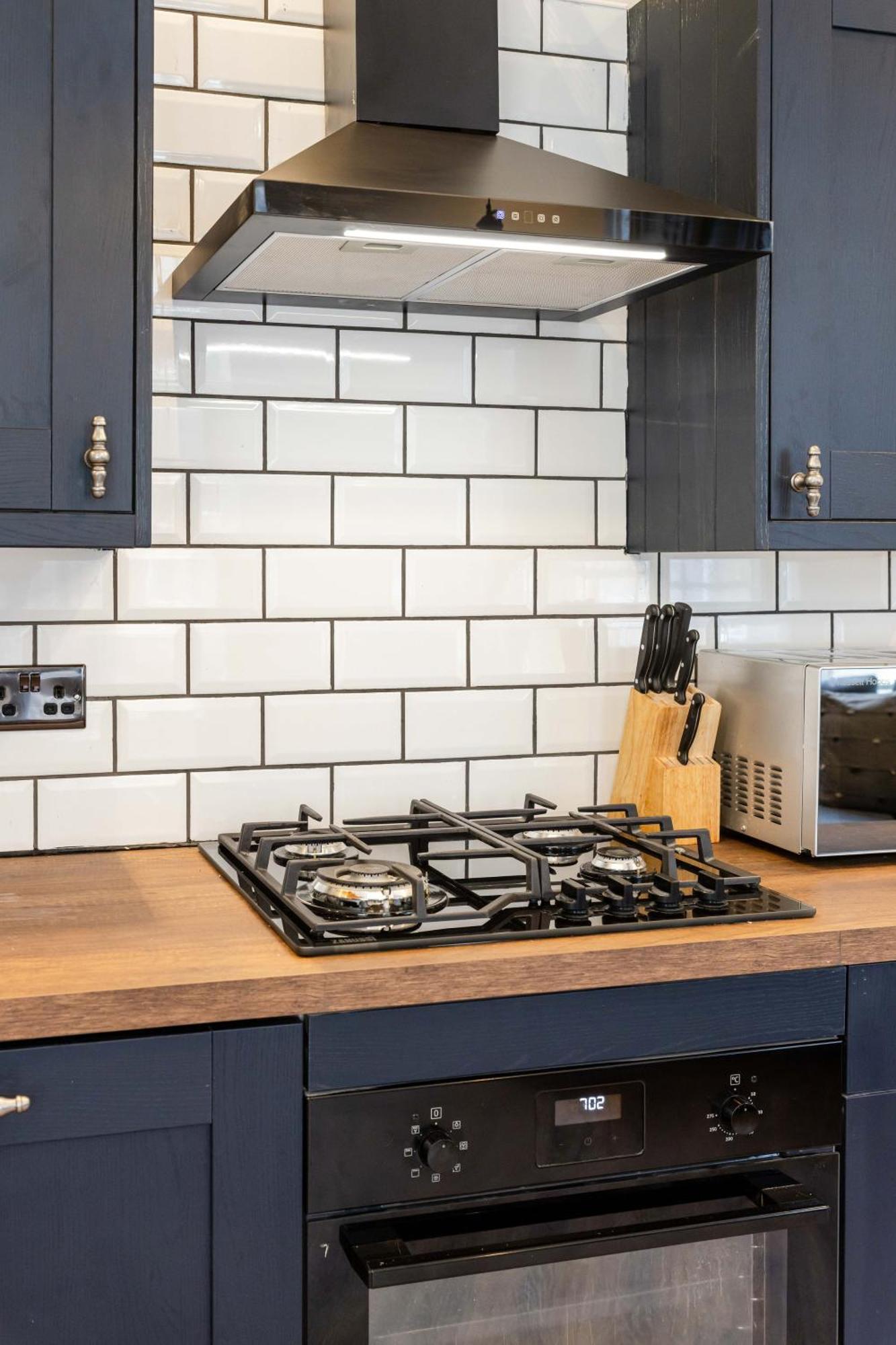 Traditional 3 Bedroom Quiet Duplex Flat By High St, Trams And Buses - Just 1-5 Miles To Centre Edinburg Exteriör bild
